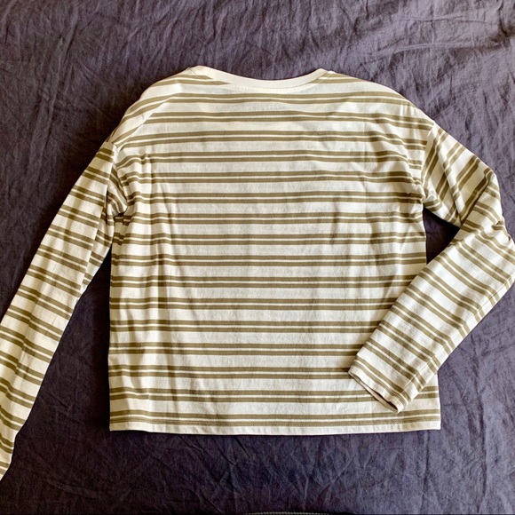 Everlane Long-Sleeve Box-Cut Tee - Picture 3 of 4